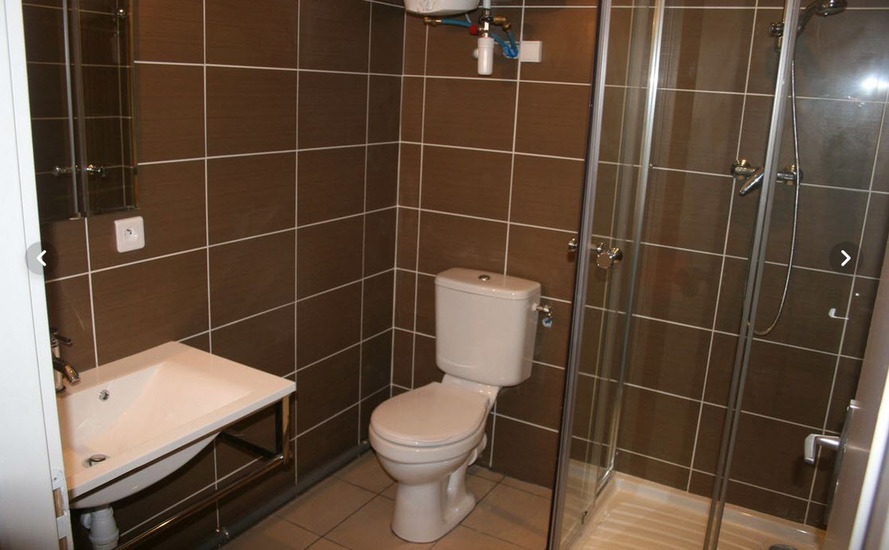 Photo2.jpg