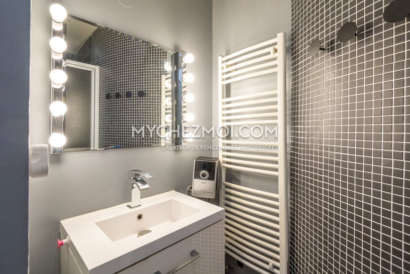 Salle d'eau chambre 3